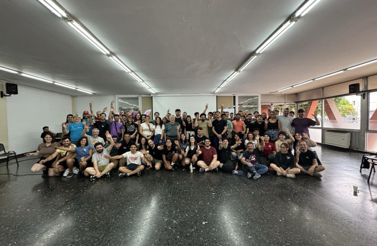 foto grupal plenario facttic